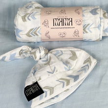 Load image into Gallery viewer, Baby blue arrow print muslin organic cotton swaddles styled by mommy and me Arabia