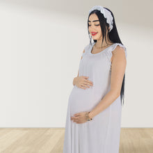 Load image into Gallery viewer, SWAN WHITE SIGNATURE RUFFLED ROBE AND LETTUCE SWADDLE SET