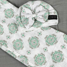Load image into Gallery viewer, Baby green block printed Muslin organic cotton swaddles styled by mommy and me arabia