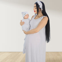 Load image into Gallery viewer, SWAN WHITE SIGNATURE RUFFLED ROBE AND LETTUCE SWADDLE SET