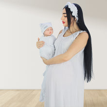 Load image into Gallery viewer, SWAN WHITE SIGNATURE RUFFLED ROBE AND LETTUCE SWADDLE SET