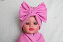 Load image into Gallery viewer, Taffy Pink cotton stretch swaddle set - mommyandmearabia