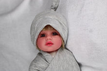 Load image into Gallery viewer, Pearl River cotton stretch swaddle set - mommyandmearabia