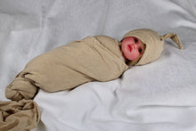 Load image into Gallery viewer, Mushroom Head cotton stretch swaddle set - mommyandmearabia