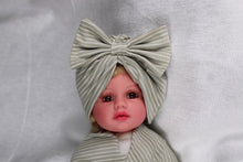 Load image into Gallery viewer, Shades of beige cotton stretch swaddle set - mommyandmearabia