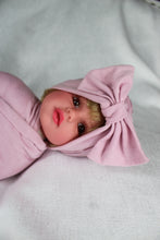 Load image into Gallery viewer, Rustic Rose cotton stretch swaddle set - mommyandmearabia