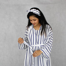 Load image into Gallery viewer, B&W STRIPES MOMMY AND ME 5 IN 1 SHORT MATERNITY SET - mommyandmearabia