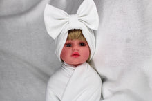 Load image into Gallery viewer, Milky cotton stretch swaddle set - mommyandmearabia