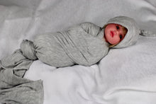 Load image into Gallery viewer, Pearl River cotton stretch swaddle set - mommyandmearabia