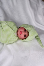 Load image into Gallery viewer, Shades of olive cotton stretch swaddle set - mommyandmearabia