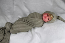 Load image into Gallery viewer, Shades of khaki cotton stretch swaddle set - mommyandmearabia