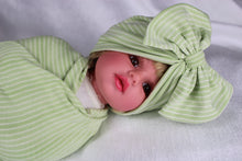 Load image into Gallery viewer, Shades of olive cotton stretch swaddle set - mommyandmearabia