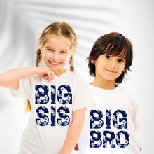 Load image into Gallery viewer, تيشيرت أزرق كحلي كبير بإبراز / بيج SIS مطابق