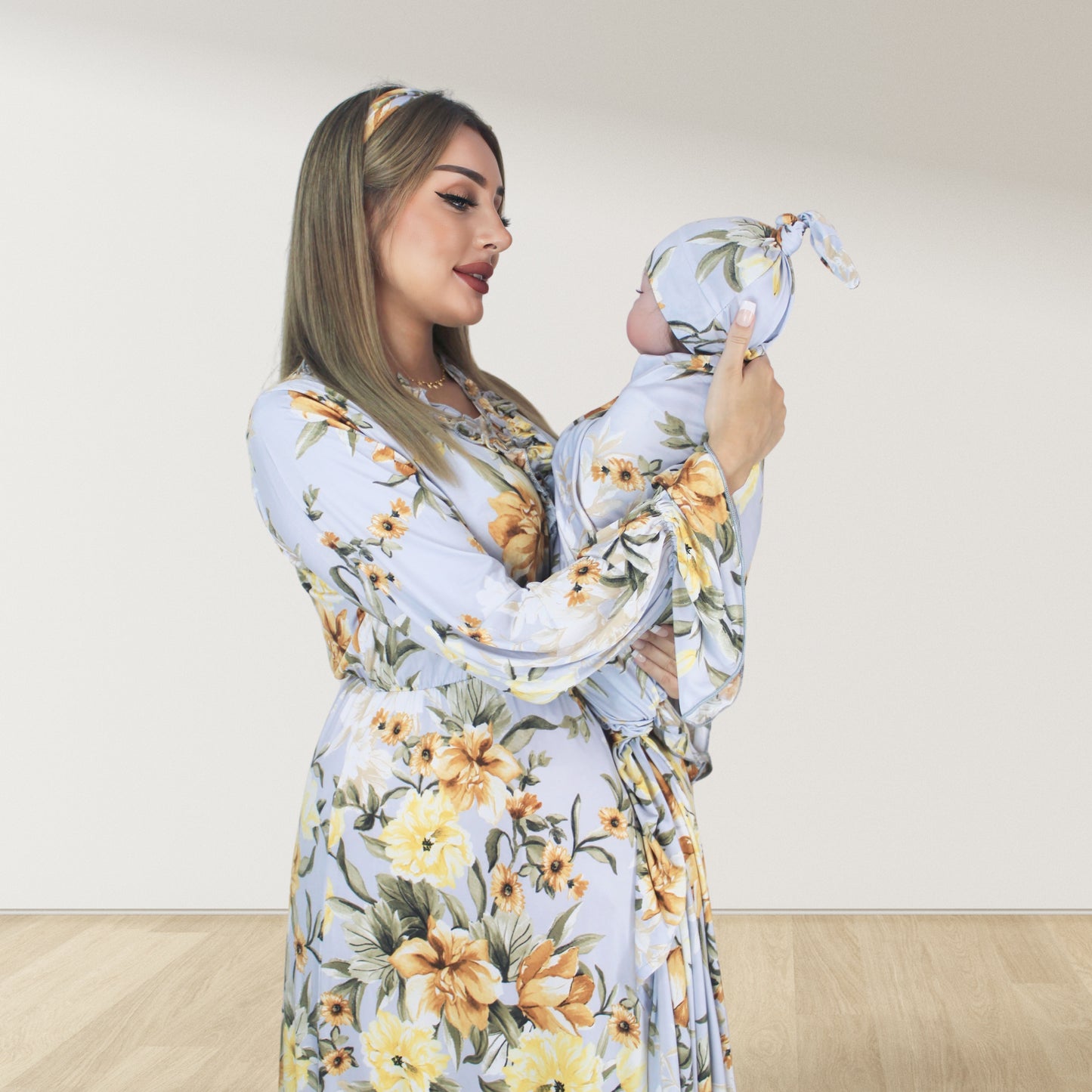 VINTAGE BLUE FLORAL MATERNITY MAXI AND SWADDLE BLANKET  SET