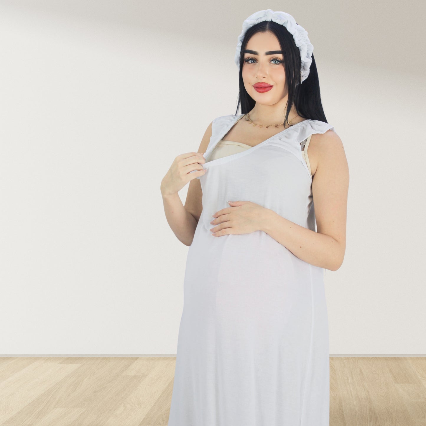 SWAN WHITE SIGNATURE RUFFLED ROBE AND LETTUCE SWADDLE SET