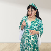 Load image into Gallery viewer, MAHRA GREEN PREMIUM COTTON TRIMMED  MATERNITY AND NURSING DRESS WITH ZIPPER
