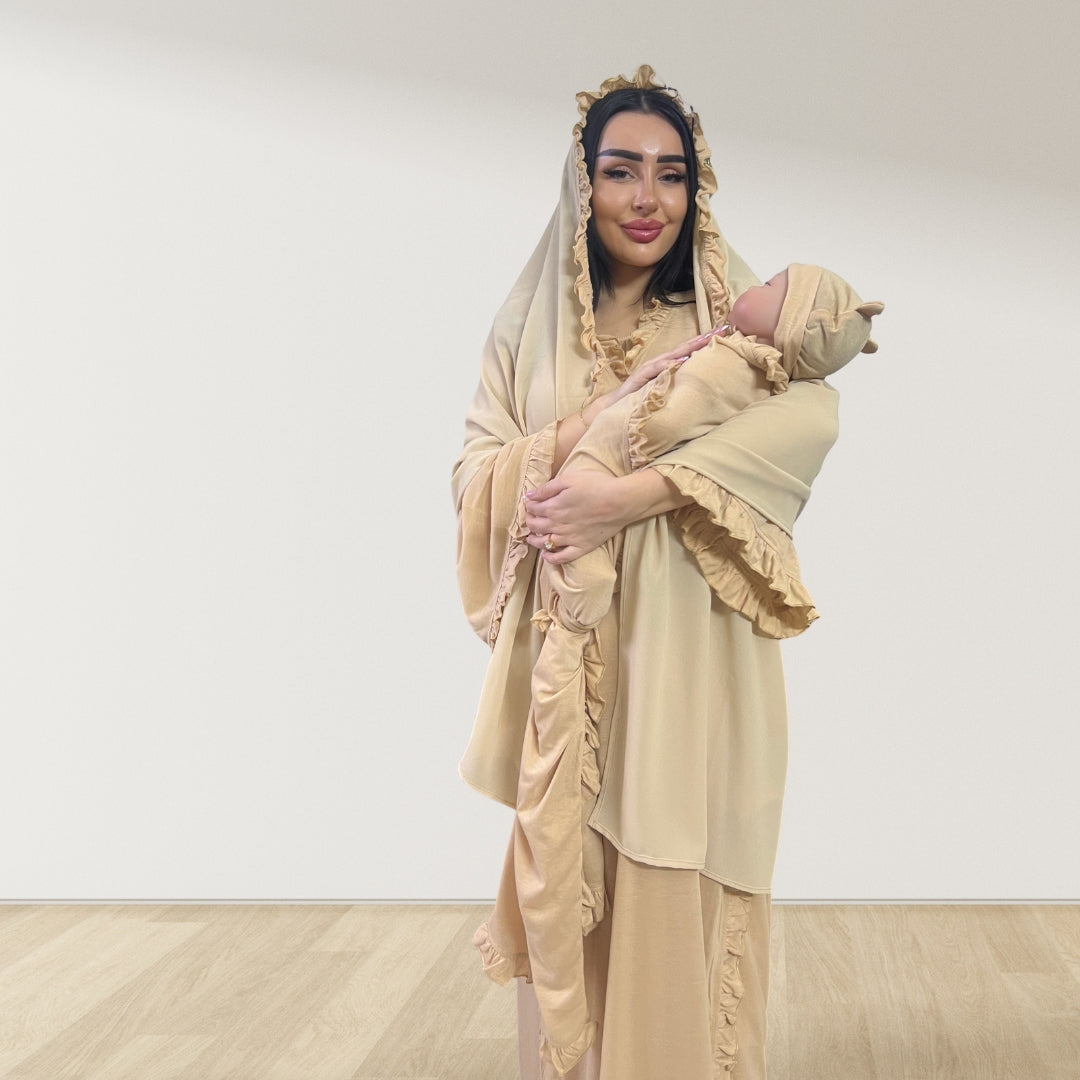 SAND BEIGE SIGNATURE RUFFLED ROBE AND LETTUCE SWADDLE SET