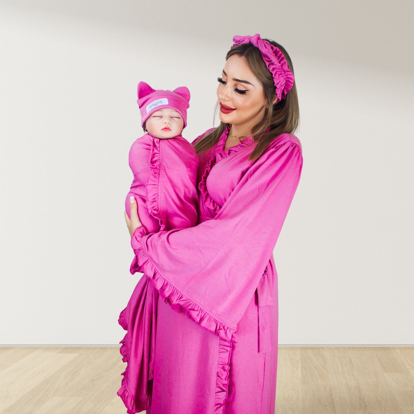 BARBIE PINK SIGNATURE RUFFLED ROBE AND LETTUCE SWADDLE SET