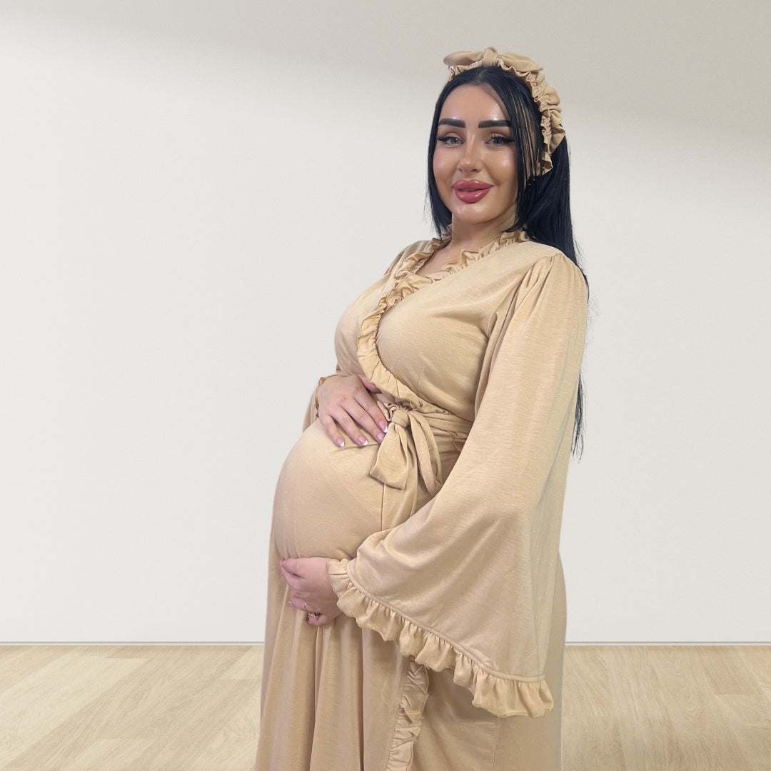 SAND BEIGE SIGNATURE RUFFLED ROBE AND LETTUCE SWADDLE SET