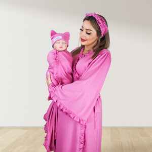 MULBERRY PINK PINK SIGNATURE RUFFLED ROBE AND LETTUCE SWADDLE SET