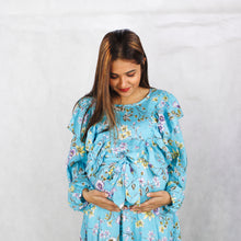 Load image into Gallery viewer, MAYA BLUE FLORAL SIDE ZIP MATERNITY AND NURSING GOWN
