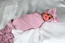 Load image into Gallery viewer, Rustic Rose cotton stretch swaddle set - mommyandmearabia
