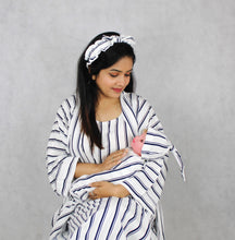 Load image into Gallery viewer, B&amp;W STRIPES MOMMY AND ME 5 IN 1 SHORT MATERNITY SET - mommyandmearabia
