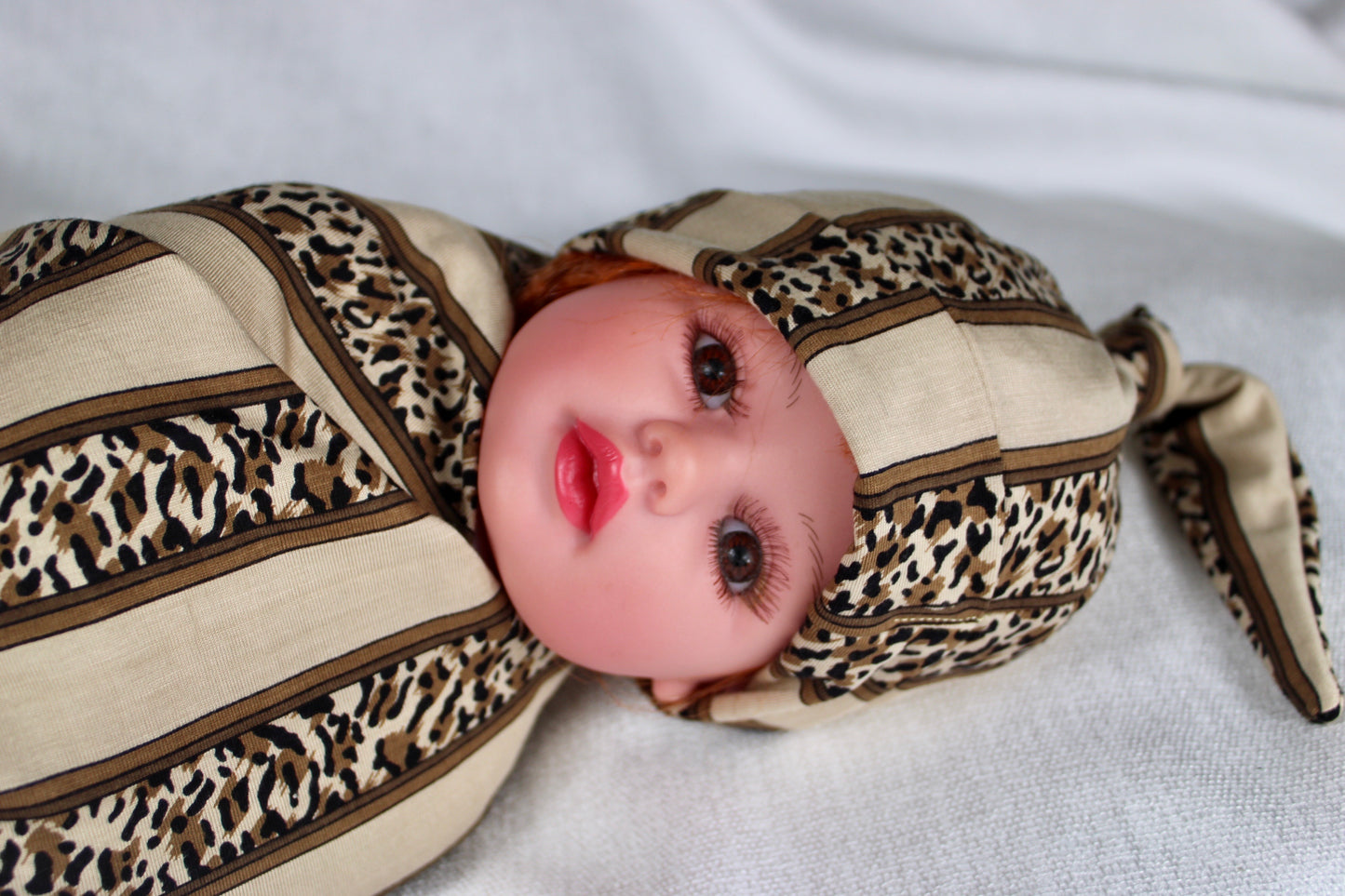 Baby leopard cotton stretch swaddle set - mommyandmearabia